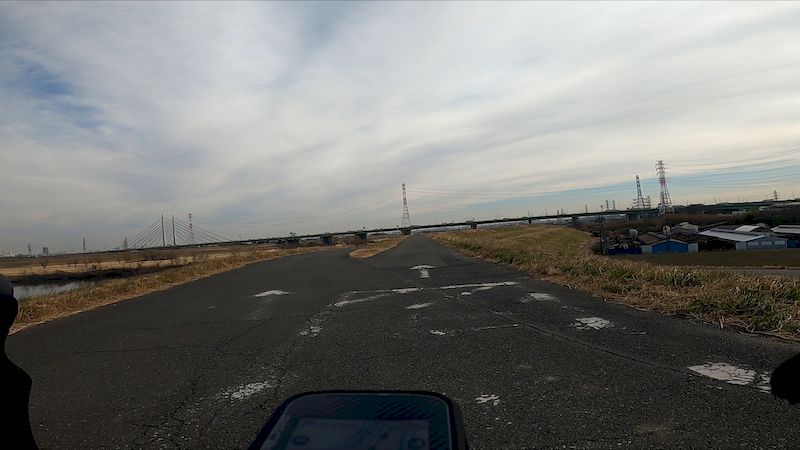 荒サイ朝霞水門土手上コース